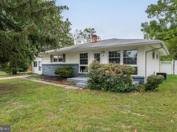 3 Laurie Way, Burlington, NJ 08016