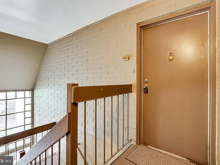 2210 Springwood Dr #207 — Photo 26