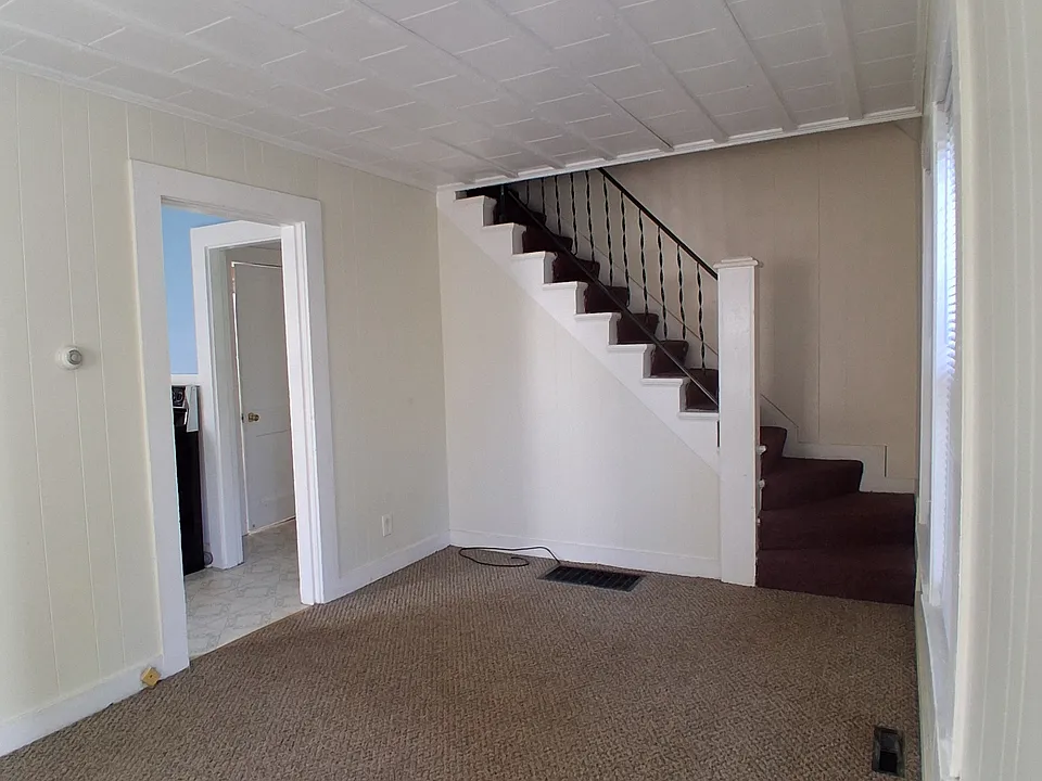 5 Ruggles St