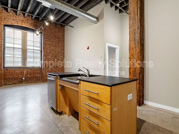 5th image of 614 S 7th St Unit 202