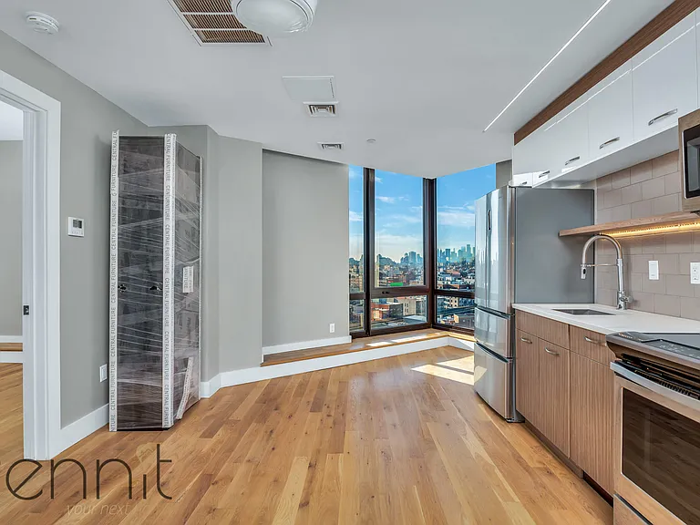 31 Debevoise St #9A — Photo 12