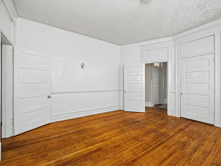 2713 W Grace St — Photo 19