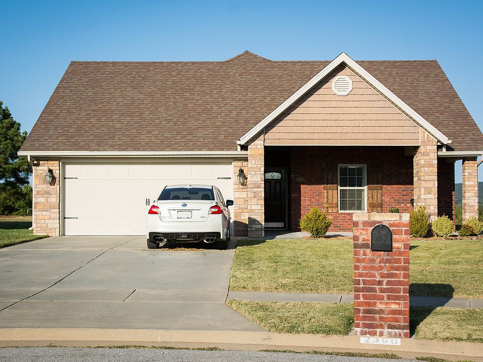 1st image of 2390 Bunker Ln