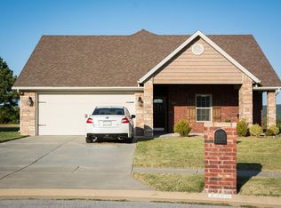 2390 Bunker Ln, Farmington, AR 72730