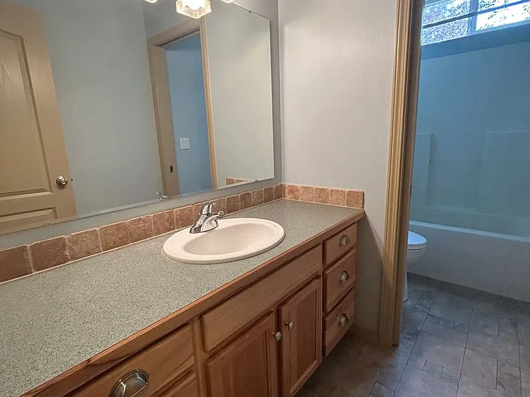 10485 N Bridle Way — Photo 35
