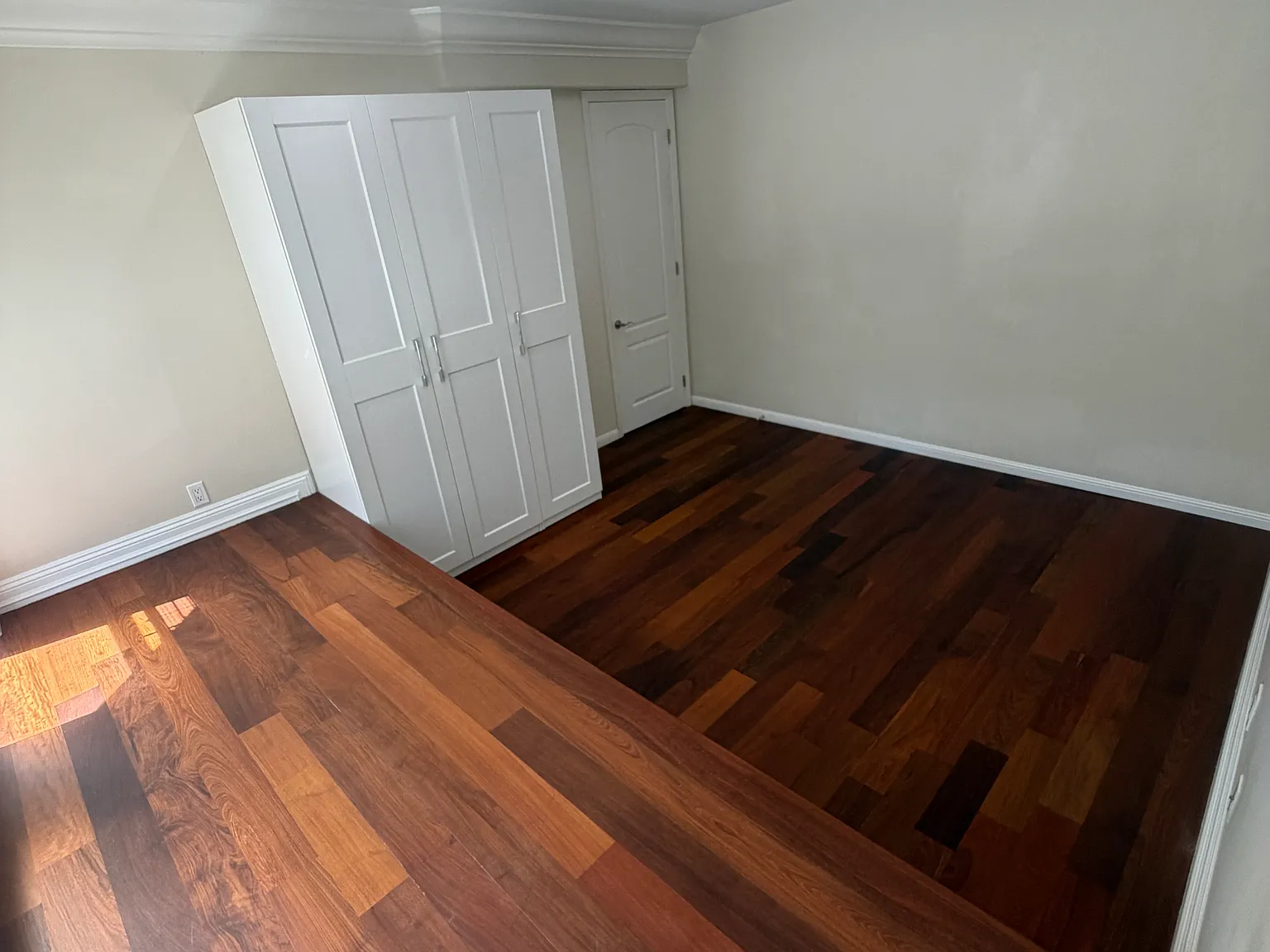 4 bed, 1400 sqft, $8,000 — Photo 2