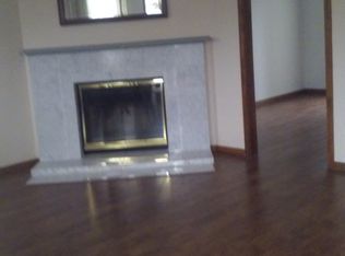 194 Austin Ryer Ln, Branford, CT 06405