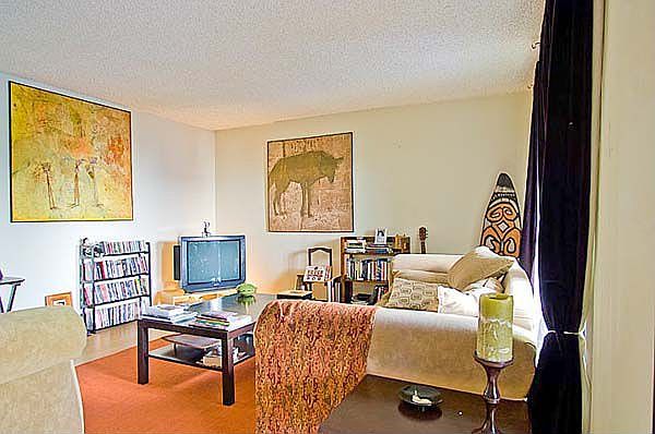 1st image of 4487 Colbath Ave APT 209