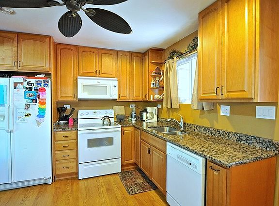 5th image of 104 Pamela Dr