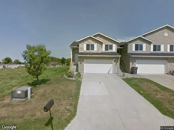 529 19th St, Zumbrota, MN 55992