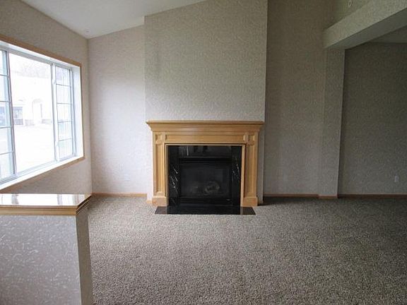 4th image of 14024 54th Ave N Unit 1