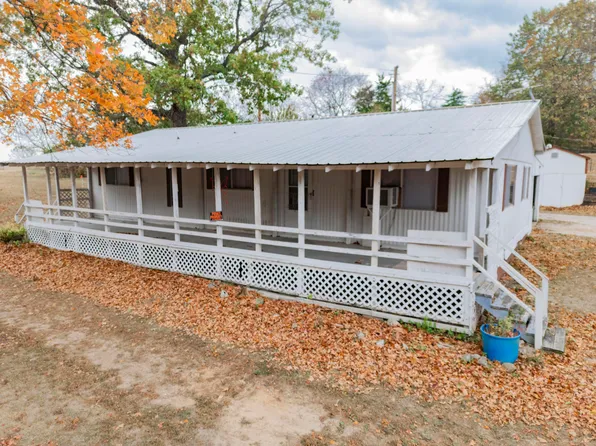 1058 E 480th Road, Bolivar, MO 65613