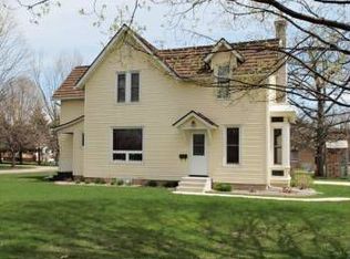 404 River St SW, Chatfield, MN 55923