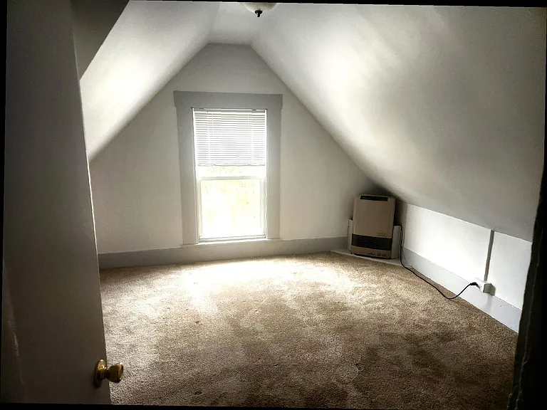 87 Ashland St #3 — Photo 7