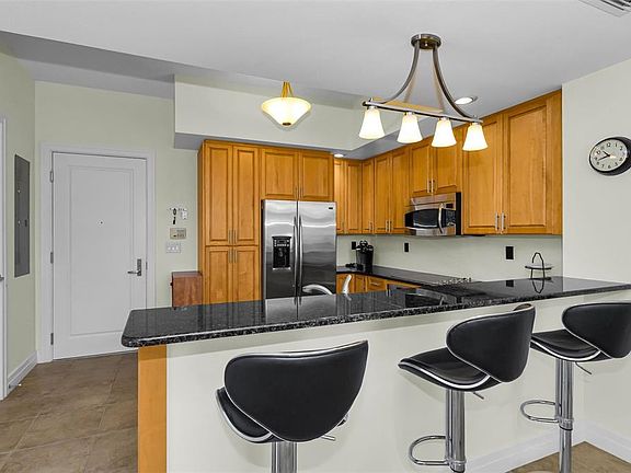 4th image of 331 CLEVELAND STREET #312