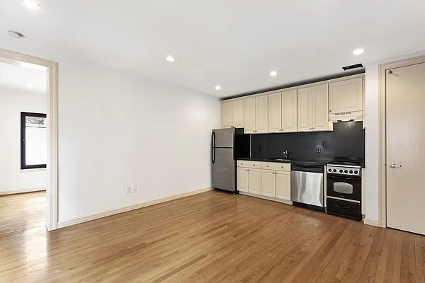 Rented by Keller Williams NYC | media 3