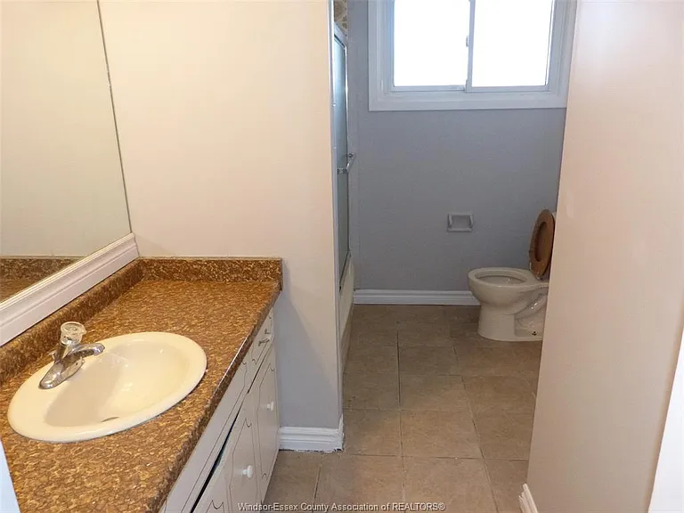 355 Munger St W — Photo 7
