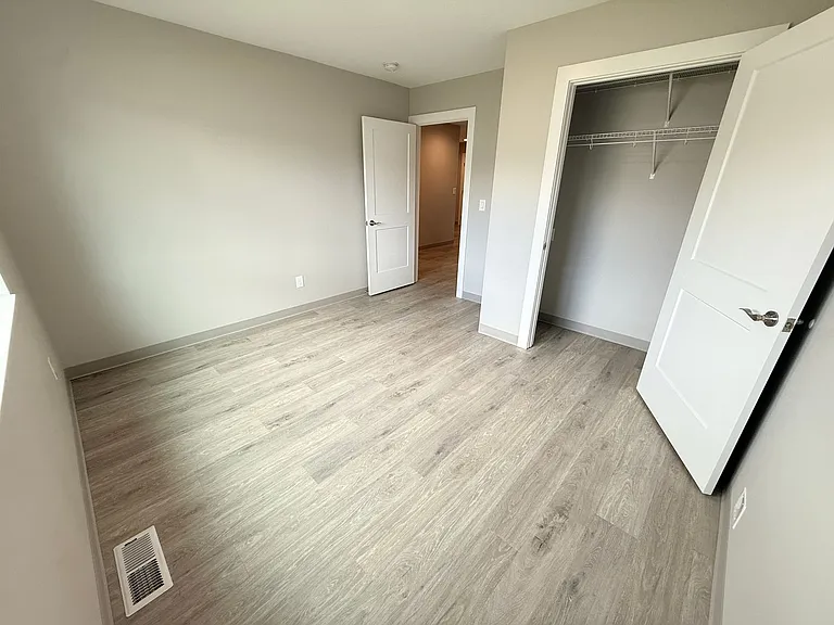1501 - 1503 North Bell Street — Photo 7