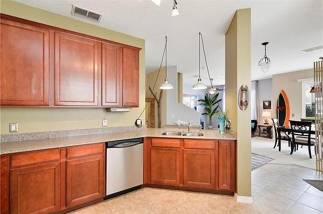 Broken Oak Dr — Photo 14