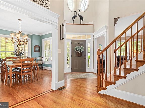 5th image of 13030 Dahlia Ln