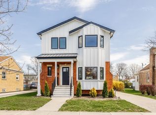 2247 S 6th Ave, Riverside, IL