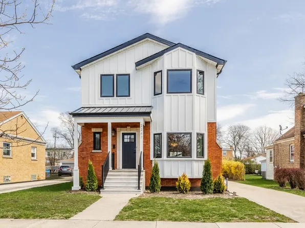 2247 S 6th Ave, Riverside, IL 60546