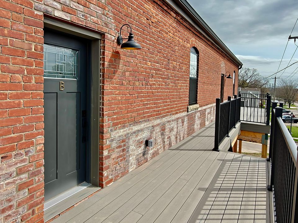The Historic Saunders Seed buildings second floor has been fully renovated into three fully furnished apartments. Bring your clothes and food, this place is ready for you!