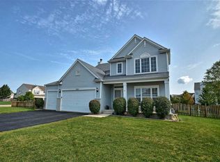 17057 S Lone Star Dr, Lockport, IL 60441