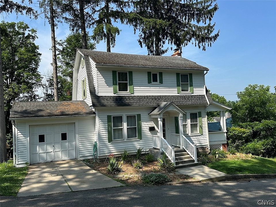 1st image of 16 Lee Pl