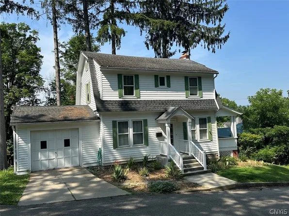 16 Lee Pl, Wellsville, NY 14895