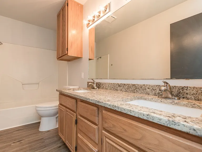 5501 Burnham Dr — Photo 18