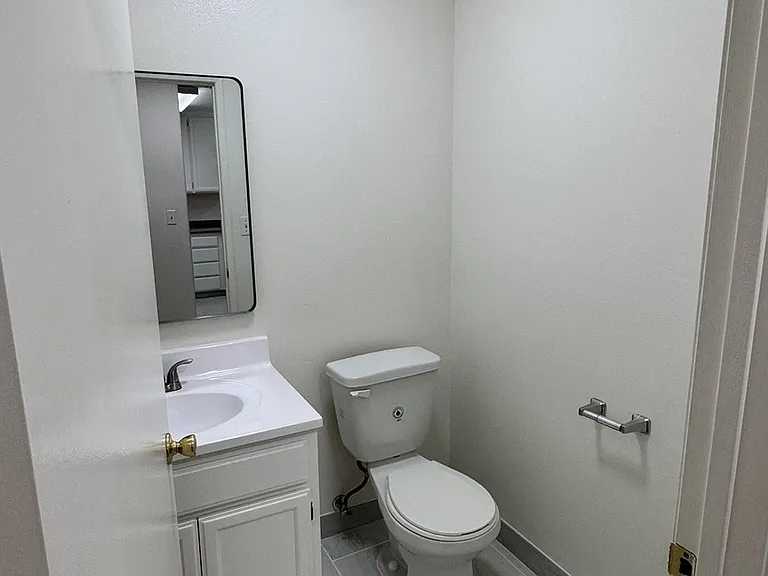 6344 Denny Ave #7 — Photo 3