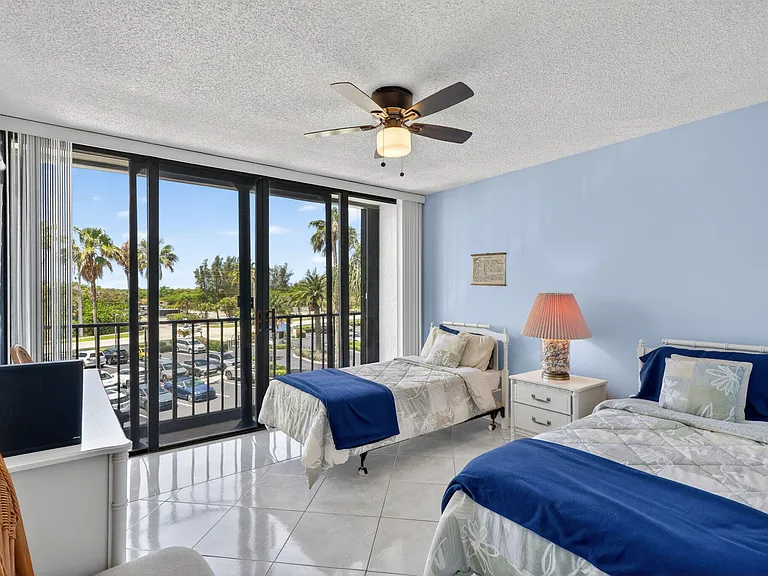 9650 S Ocean Dr #210 — Photo 26