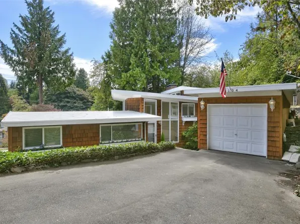 5104 SW Admiral Way, Seattle, WA 98116