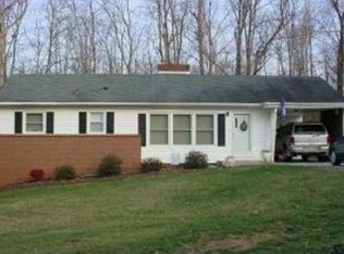 229 Garland Dr, Lexington, NC 27295