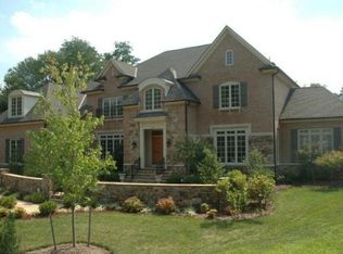 8341 Springhaven Garden Ln, Mc Lean, VA 22102