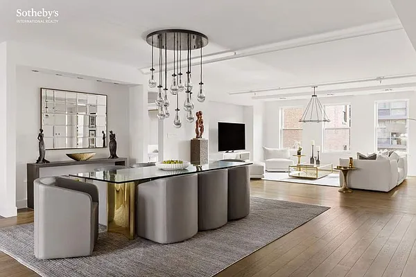 Sold by Sotheby's International Realty | media 4