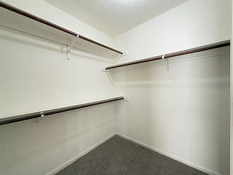 1559 Hillside Elm St — Photo 21