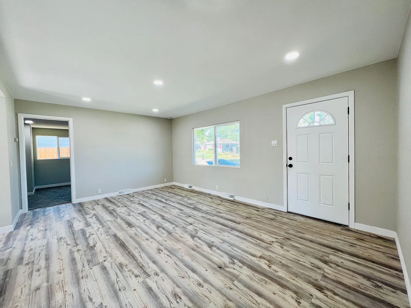$0 Deposit Option,Fully Remodeled Ranch Gem Off Sheridan, Close To Sloan Lake! — Photo 3