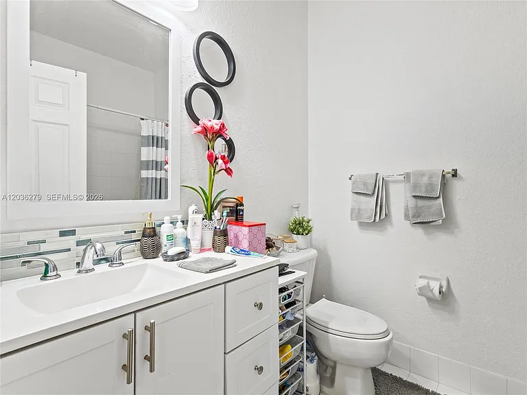 8128 NW 108th Ct #8128 — Photo 19