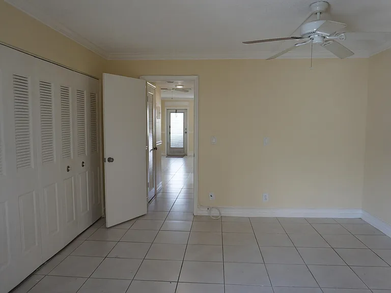 34 Andover #B — Photo 8