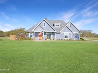 197 Hebert Rd, Arnaudville, LA 70512
