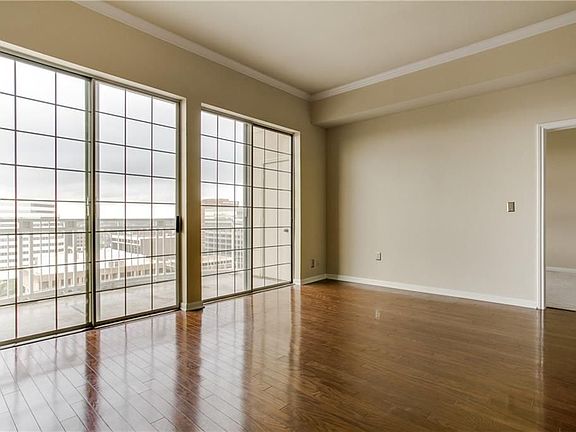 4th image of 3225 Turtle Creek Blvd APT 1646