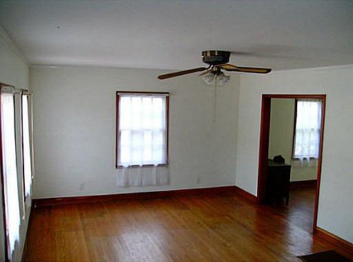 2nd image of 32 Arlington Ave