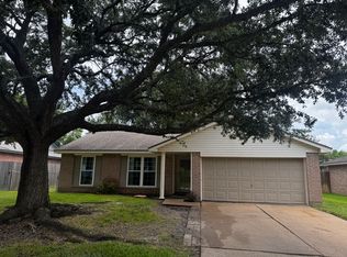 10822 Laureldale Ct, Houston, TX 77041