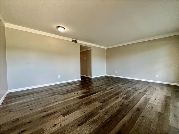 5th image of 2000 WORLD PARKWAY BOULEVARD #7