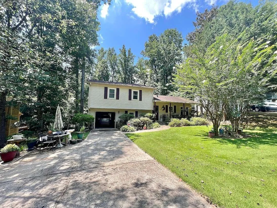 2925 Wood Hollow Ln photo 1
