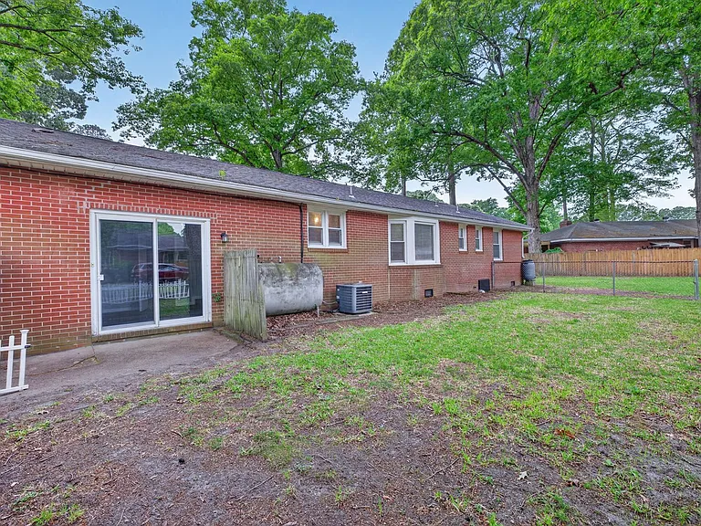601 Rock Dr — Photo 20
