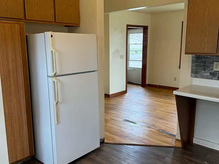 124 Lester St #124 — Photo 7