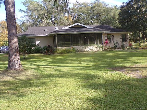 5th image of 310 N Venturi Ave